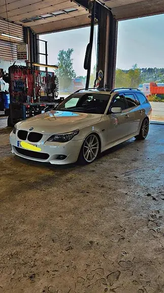 BMW 525D 2008 photo 4