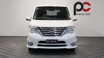 Nissan Serena 2015 photo 3