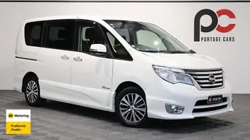 Nissan Serena 2015 photo 2