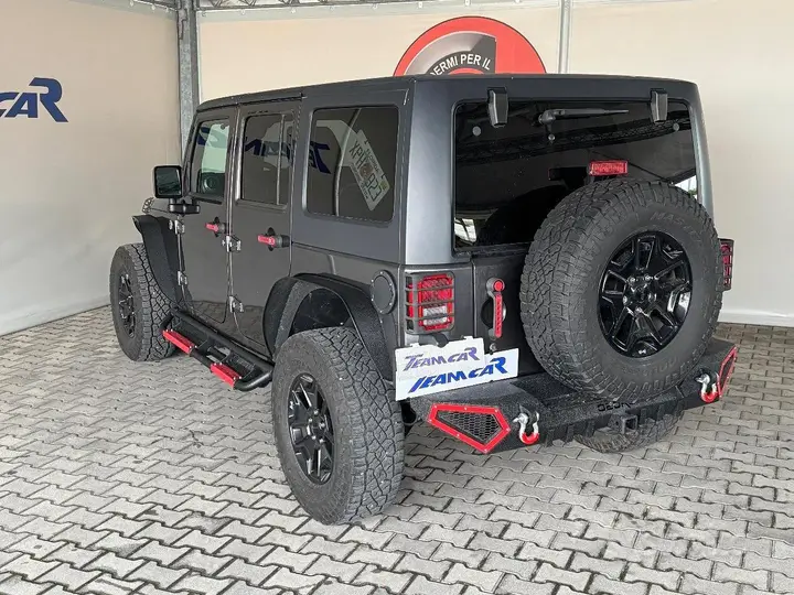 Jeep Wrangler Unlimited 2018 photo 3
