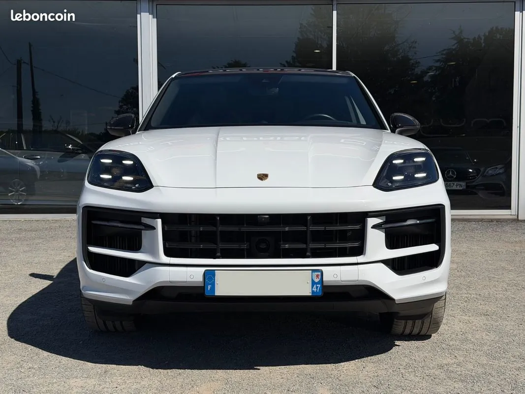 Porsche Cayenne 2024 photo 2