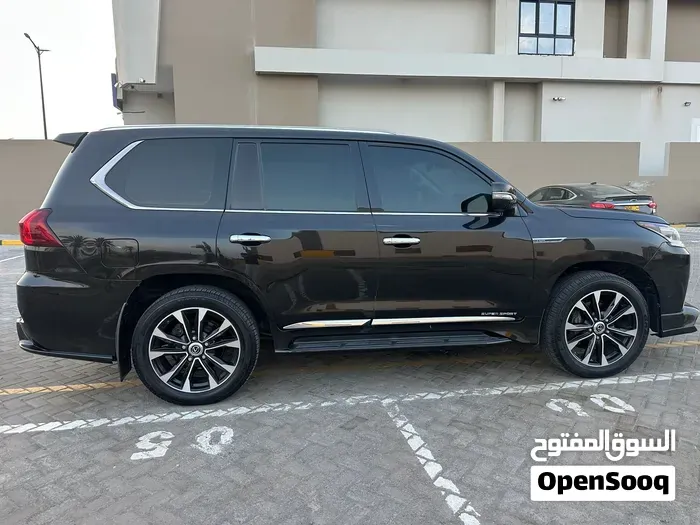 Lexus Lx 570 2016 photo 4