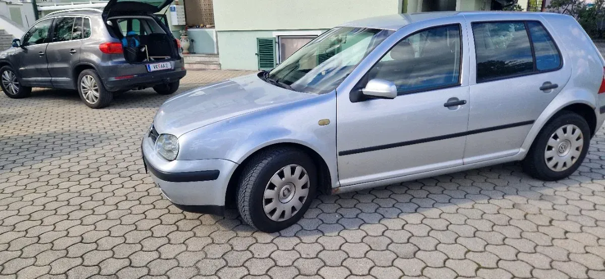 Volkswagen Golf 2003 photo 3