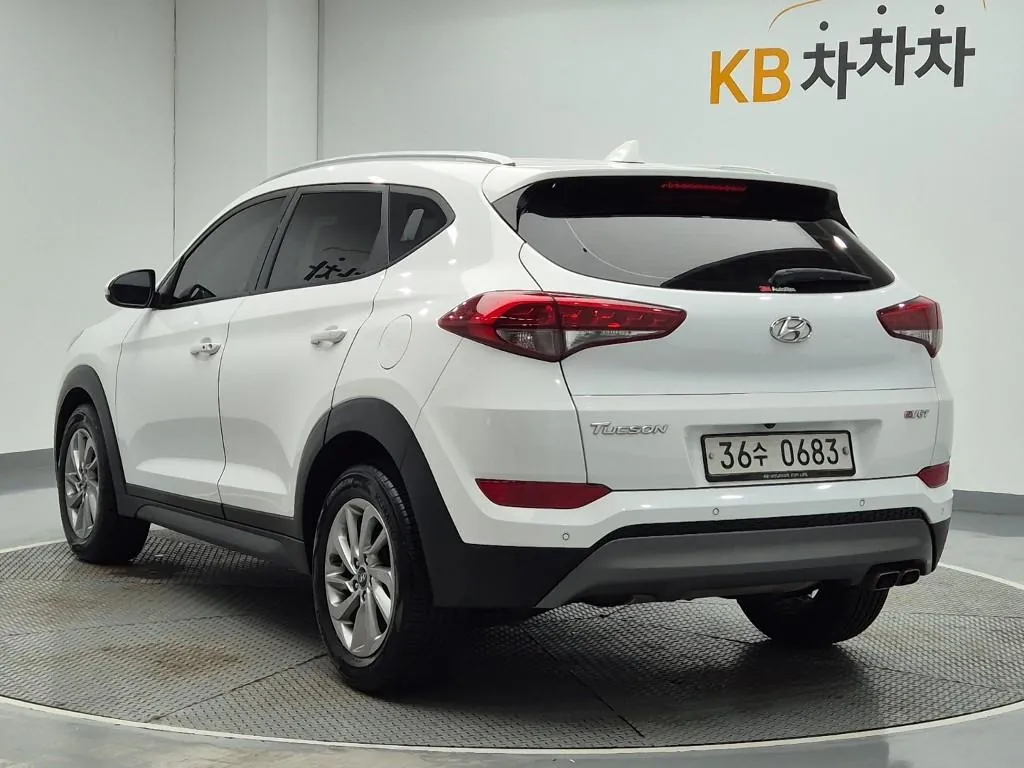 Hyundai Grandeur 2016 photo 2