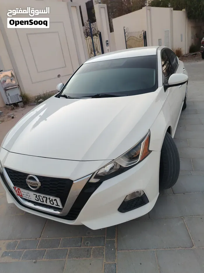 Nissan Altima 2020 photo 3