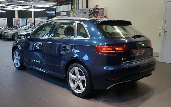 Audi A3 2018 photo 4