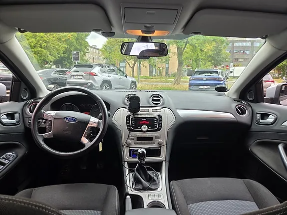 Ford Mondeo 2010 photo 5