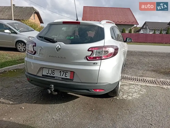 Renault Megane 2011 photo 4