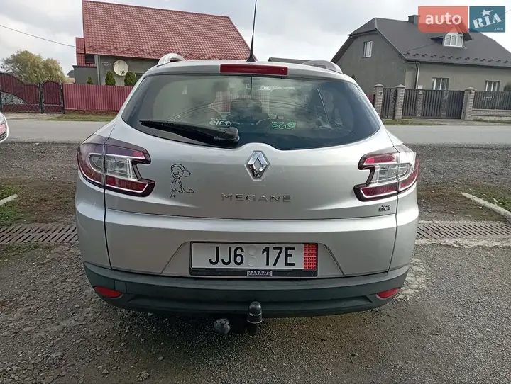 Renault Megane 2011 photo 5