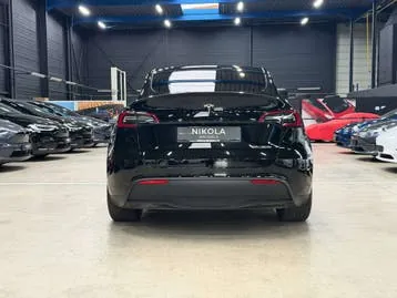 Tesla Model Y 2024 photo 3