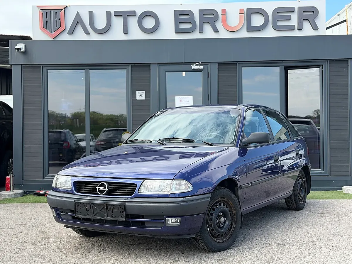 Opel Astra 1995 photo 2