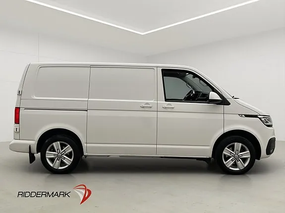 Volkswagen Transporter 2023 photo 2