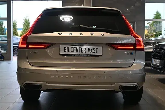 Volvo V90 Cross Country 2018 photo 4