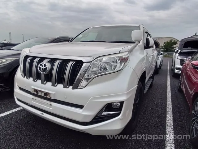 Toyota Land Cruiser Prado 2017 photo 2