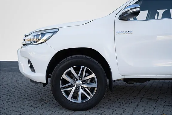 Toyota Hilux 2016 photo 3