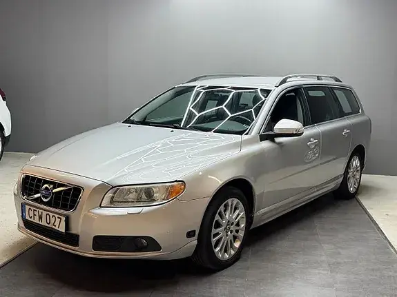 Volvo V70 2010 photo 3