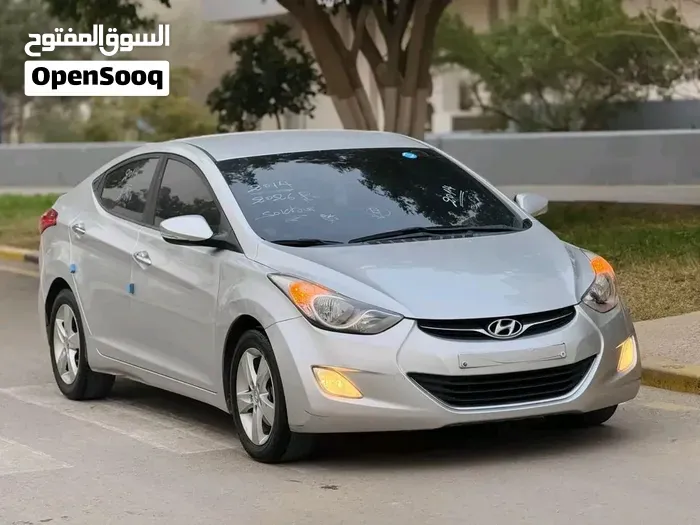 Hyundai Avante 2012 photo 2
