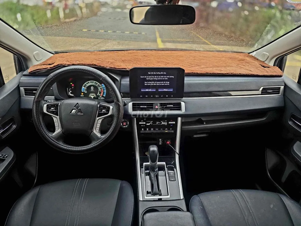 Mitsubishi Xpander Cross 2025 photo 4