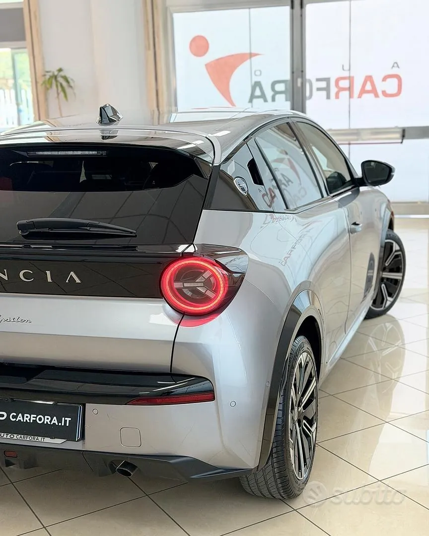 Lancia Ypsilon 2025 photo 5
