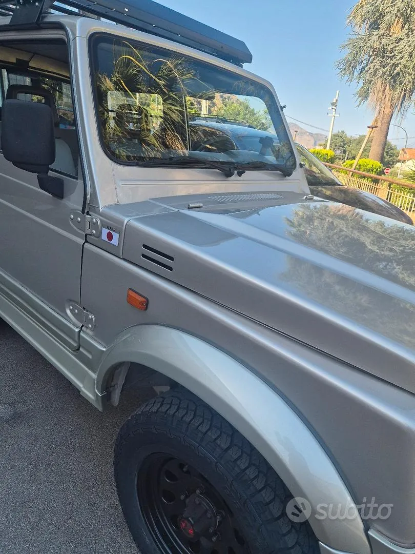 Suzuki Samurai 2000 photo 2