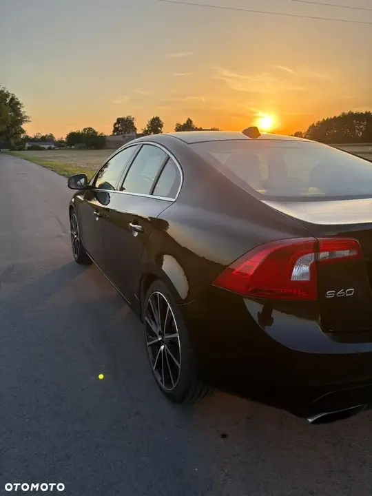 Volvo S60 2016 photo 3