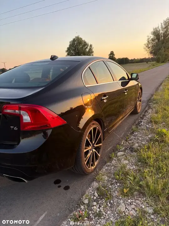 Volvo S60 2016 photo 4
