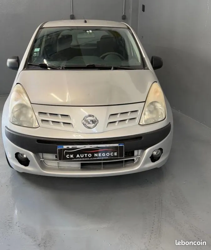 Nissan Pixo 2009 photo 5