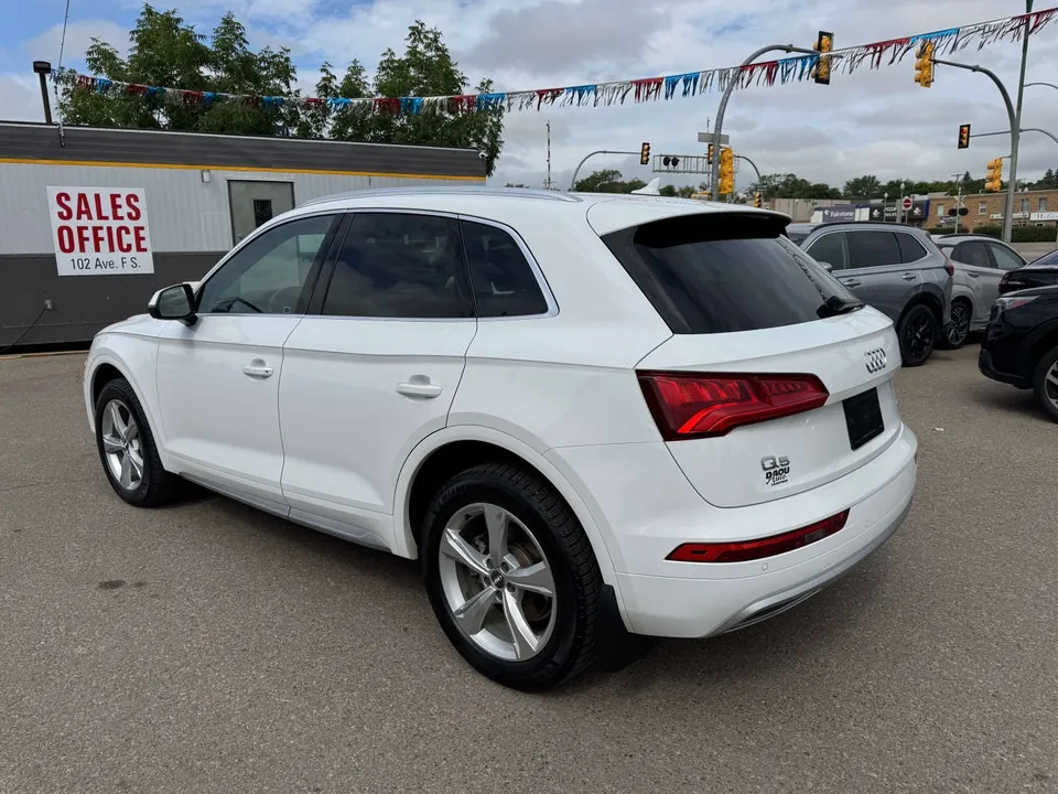 Audi Q5 2019 photo 2