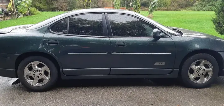Pontiac Grand Prix 1999 photo 5