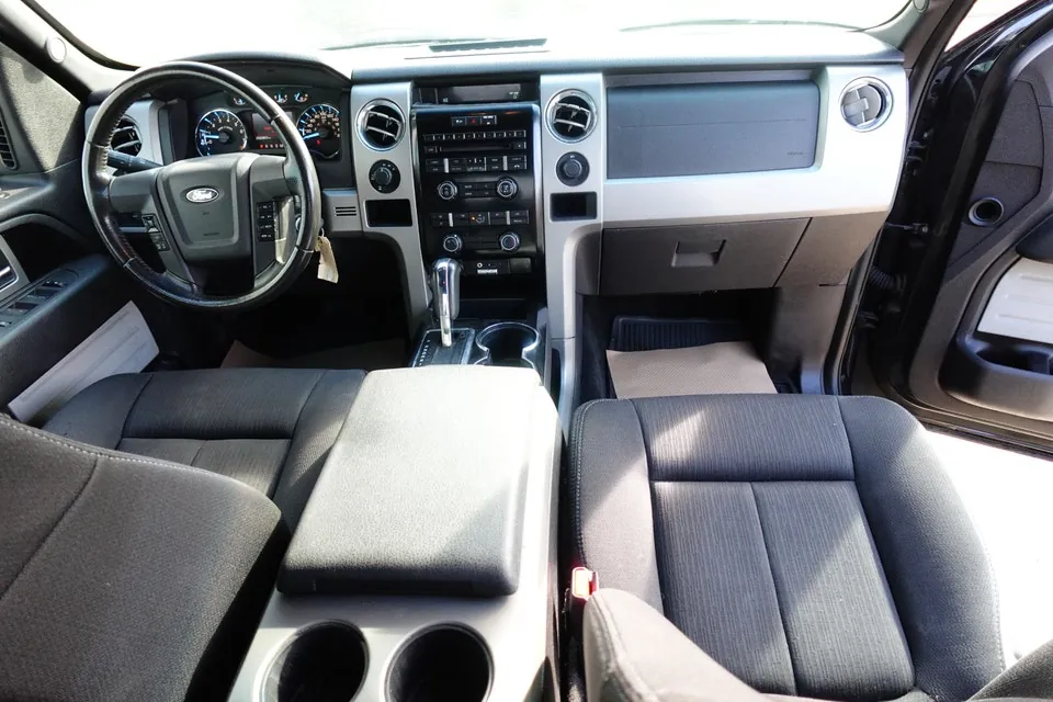 Ford F-150 2012 photo 3