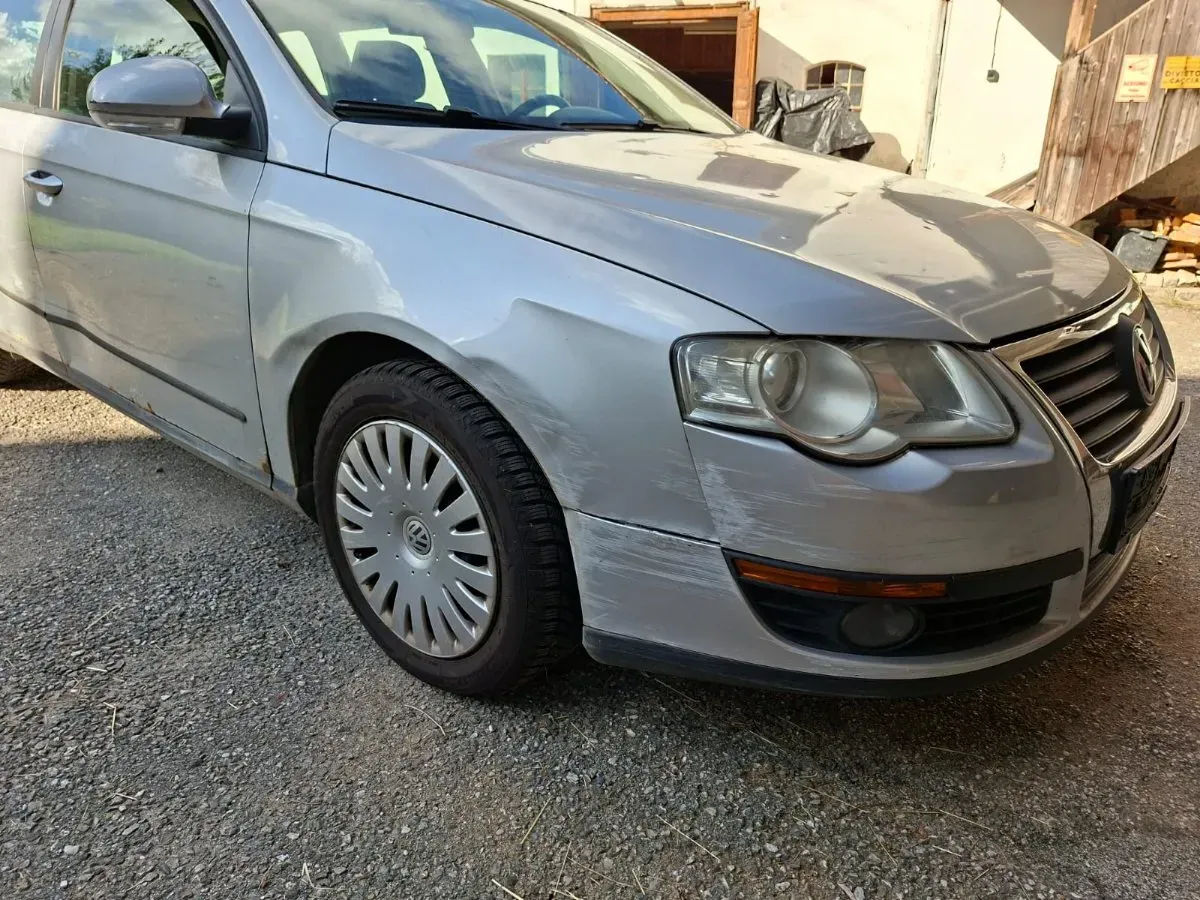 Volkswagen Passat 2009 photo 3