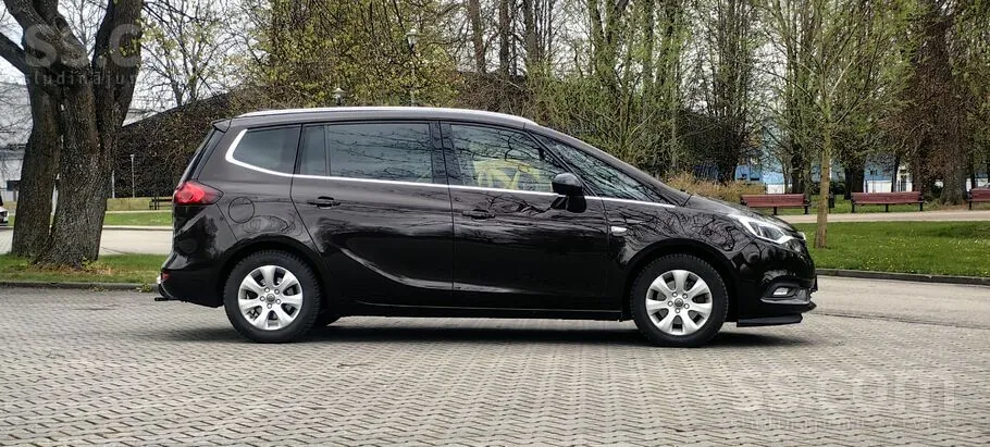 Opel Zafira 2017 photo 2