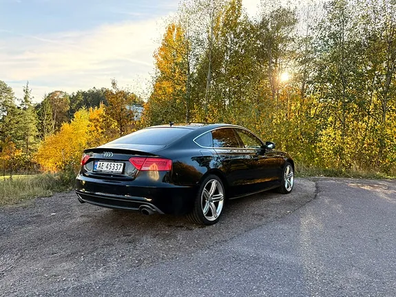 Audi A5 2012 photo 5