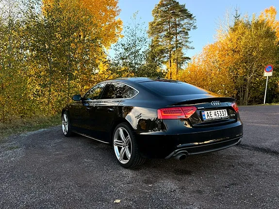 Audi A5 2012 photo 3