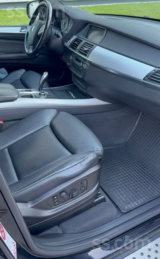 BMW X5 2010 photo 3