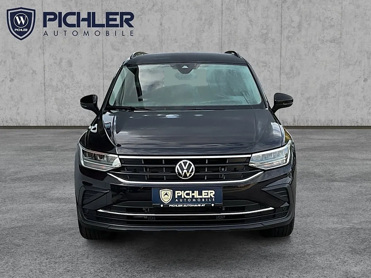 Volkswagen Tiguan 2023 photo 2