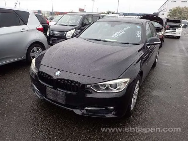 BMW 3 Series 2013 photo 2