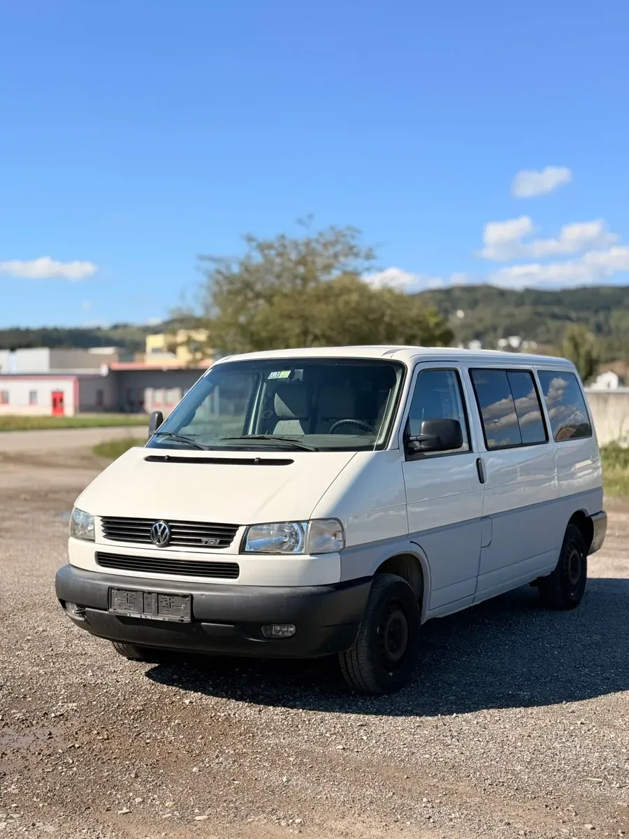 Volkswagen T4 2001 photo 2