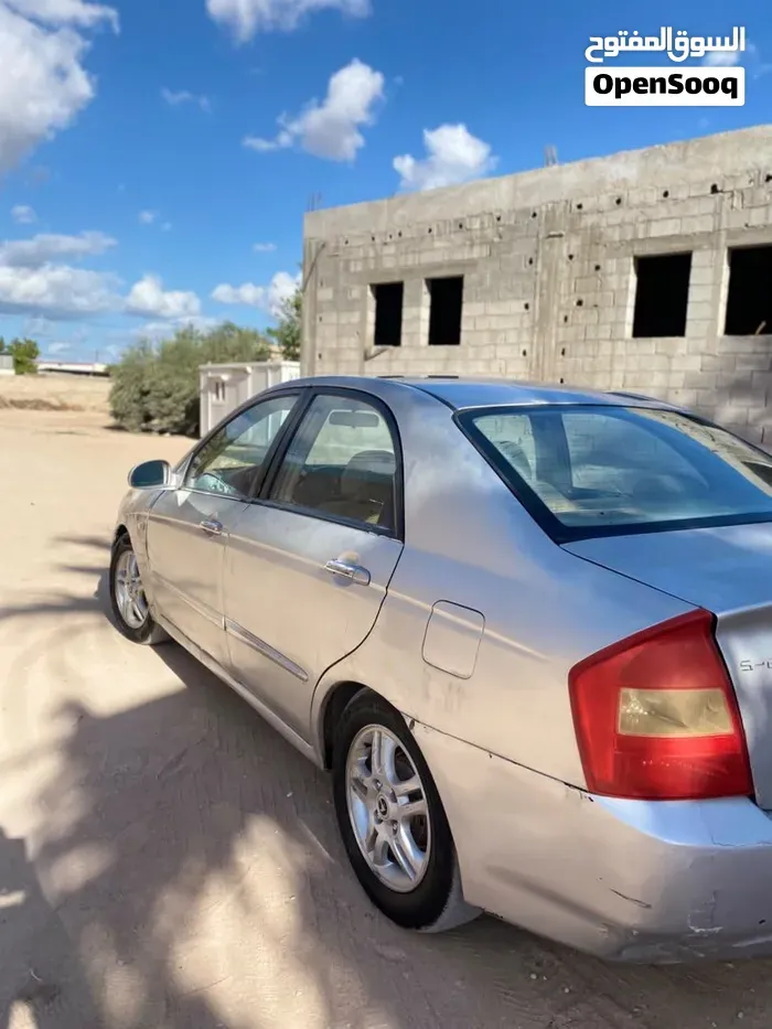 Kia Cerato 2006 photo 2