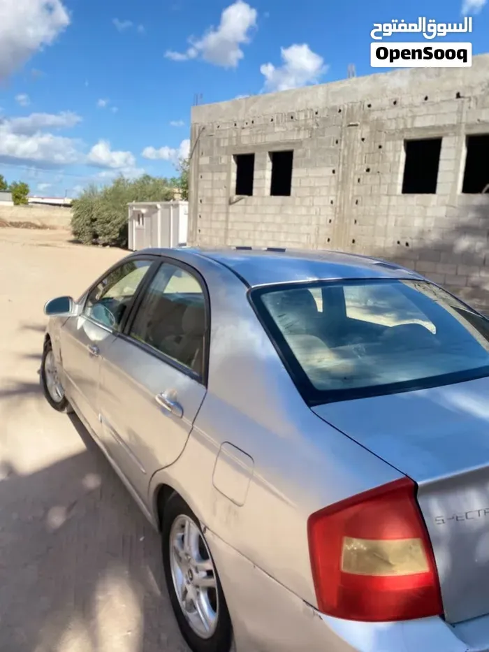 Kia Cerato 2006 photo 3