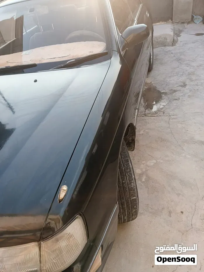Toyota Crown 1994 photo 4