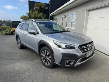 Subaru Outback 2024 photo 2