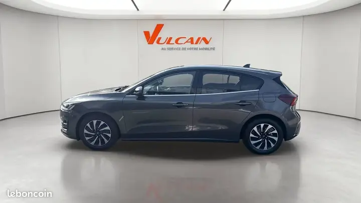 Ford Focus 2025 photo 3