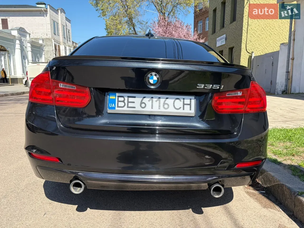BMW 3 Series 2014 photo 2