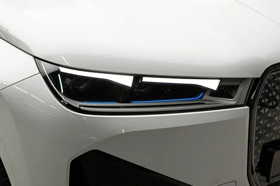 BMW Ix 2023 photo 3
