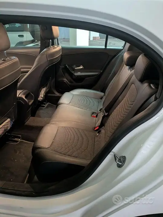 Mercedes-Benz A 2019 photo 3