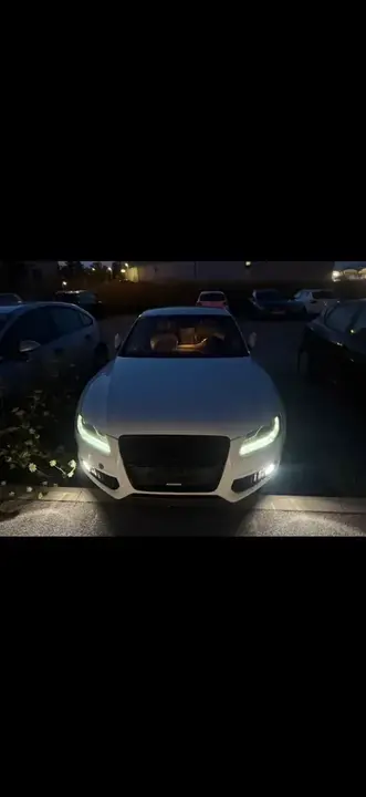 Audi A5 2010 photo 2