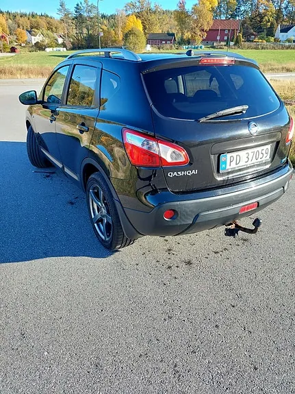 Nissan Qashqai 2011 photo 2