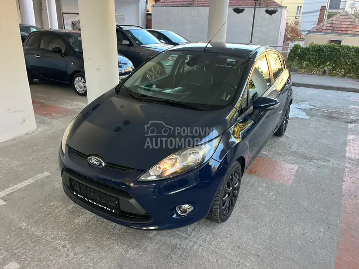 Ford Fiesta 2012 photo 3