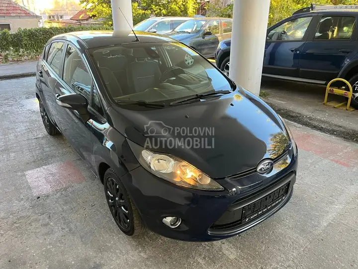 Ford Fiesta 2012 photo 5